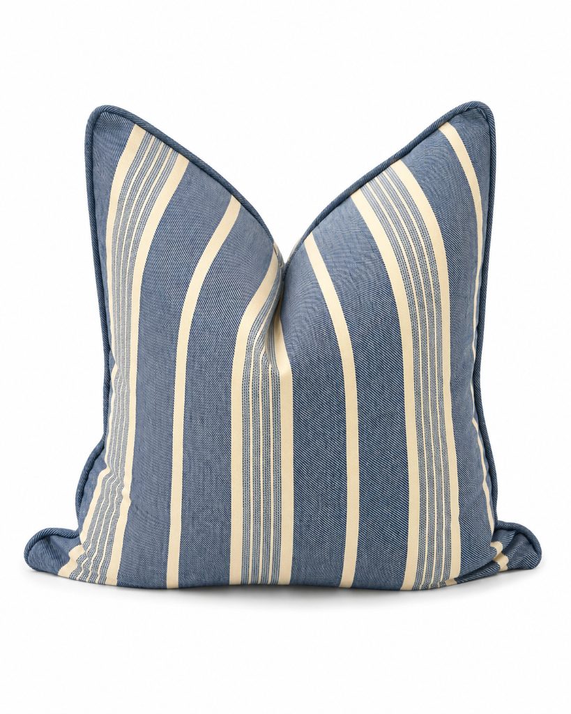 Cojín Rayas Azul Crema