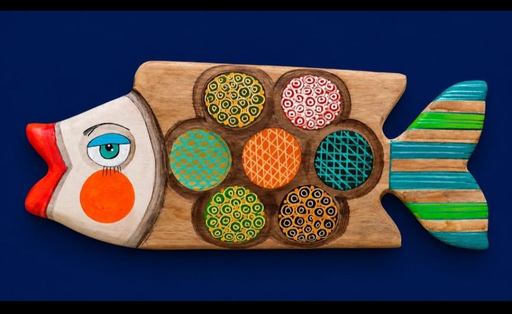 Pez decorativo madera
